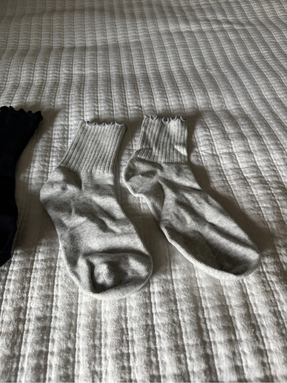 Set of 2 Ruffle Ankle Crew Socks Black & Heather Grey Lettuce Edge Trim Coquette